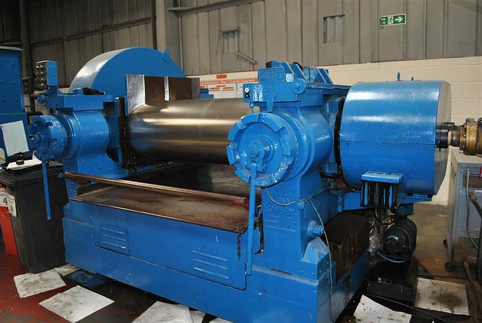 Used Shaw Robinson 22in dia x 60in Two Roll Mill