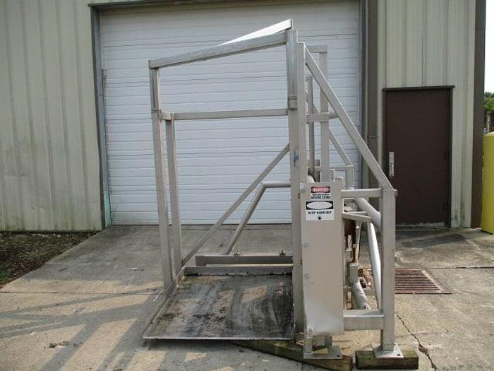 Used RMF Side-Load Pallet Lift; Md#100