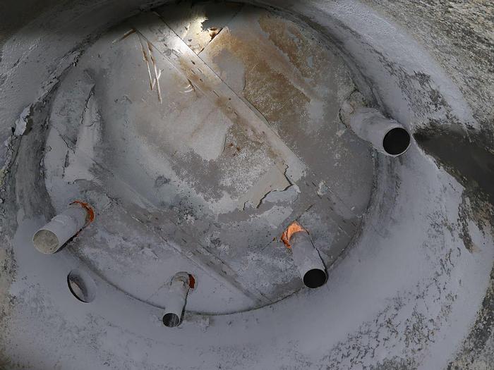 Used APACHE  MDL. T-110 10'DIA.  X 14' HIGH T-316L SS TANK W/AGITATOR