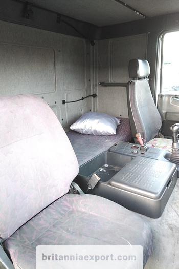 Used 2001 IVECO Eurotech 190E27 R 19 ton isothermic box lorry