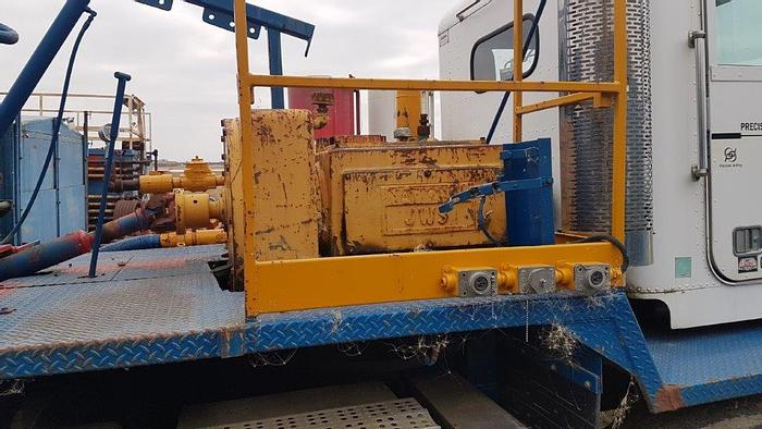 Used 1992 FREIGHTLINER FLD120 CONVENTIONAL 4 Axle Oilfield Pump/Kill Truck