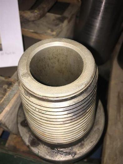 Used 3.5" API Reg Pin x 2.5" Z Box ADAPTER, CM 57683914