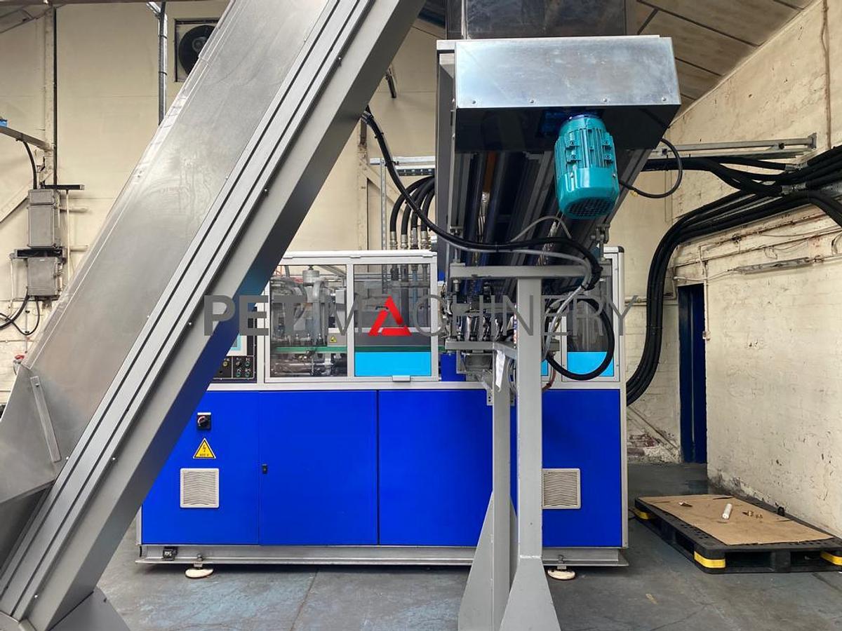 Usado 2004 SIDE TMS 504 PET Linear Stretch Blow Moulding machine