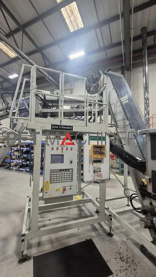 Used 2004 SIG Blomax 14 PET Stretch Blow Moulding machine
