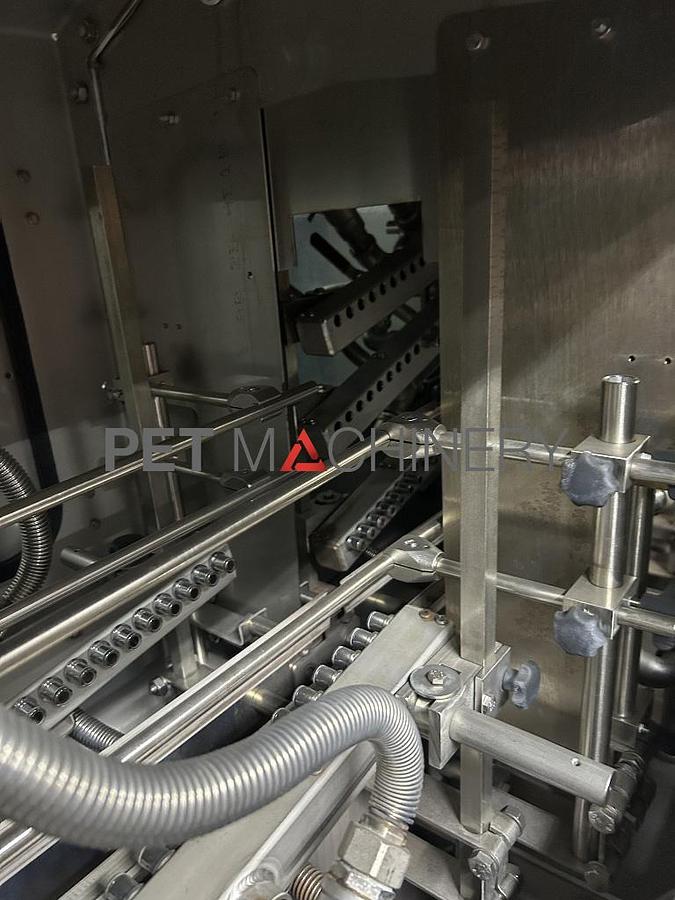 Usado 2010 Línea completa de revestimiento de botellas de Krones