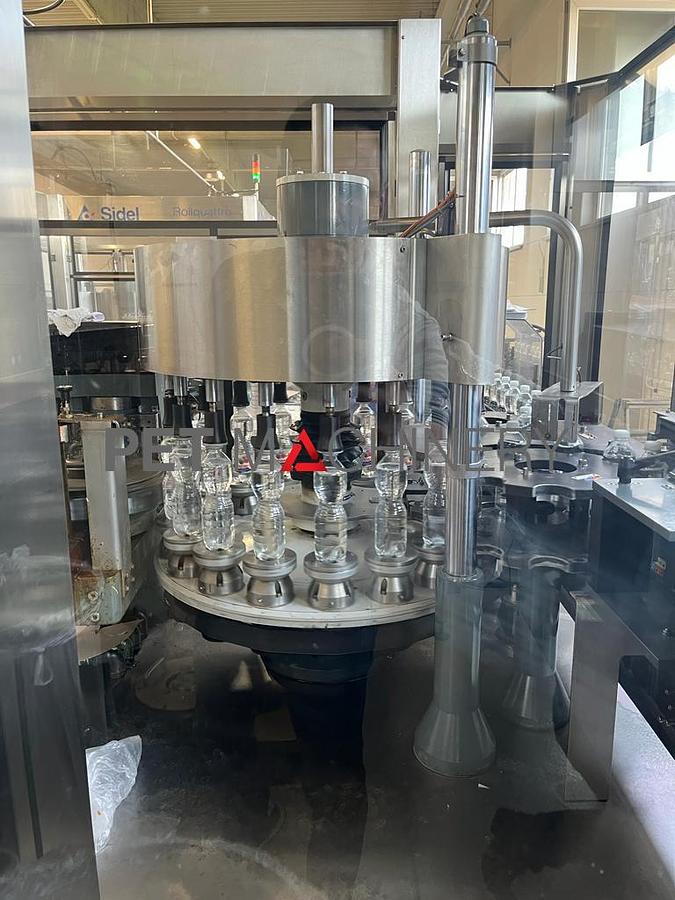 Used 2015 Sidel Rollquattro F15 Roll-fed Wraparound Labeller