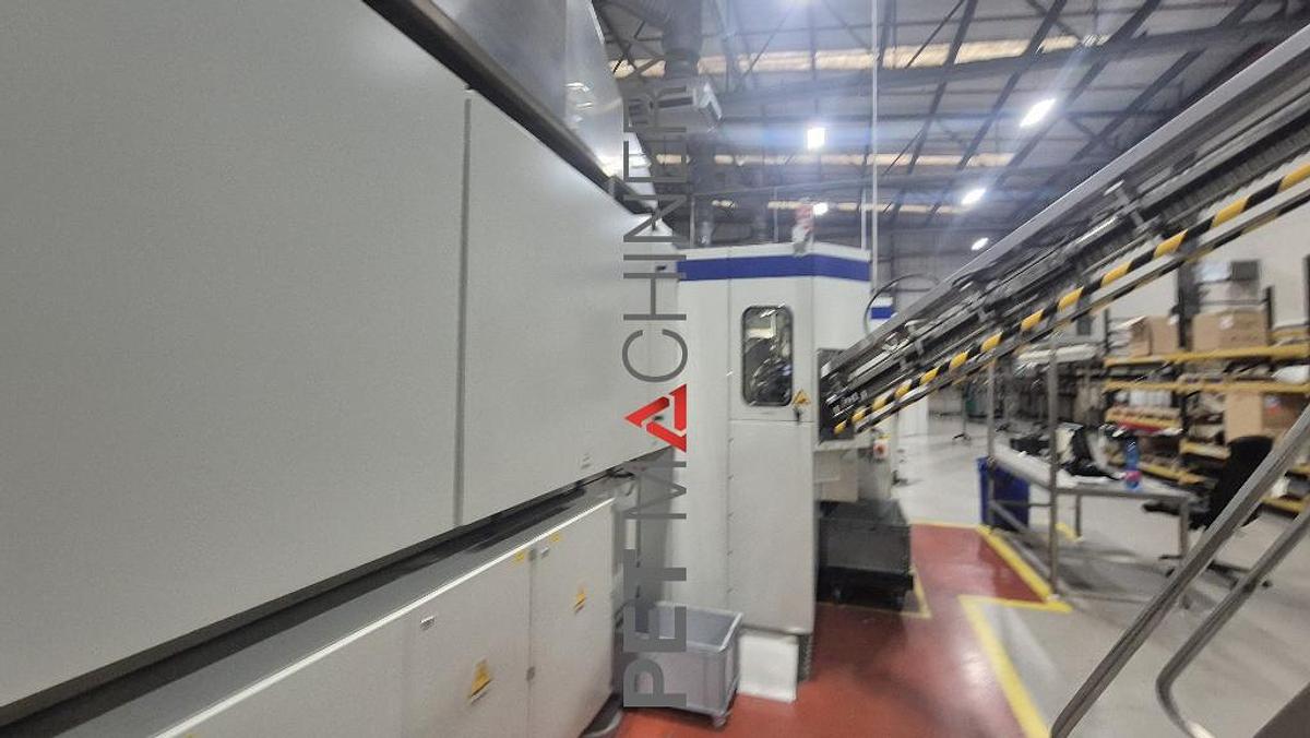 Used 2004 SIG Blomax 14 PET Stretch Blow Moulding machine