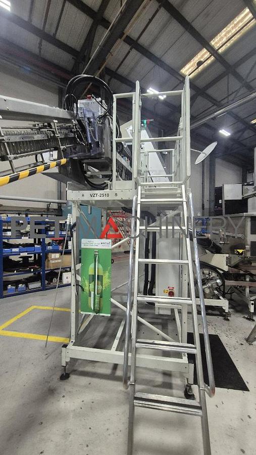 Used 2004 SIG Blomax 14 PET Stretch Blow Moulding machine