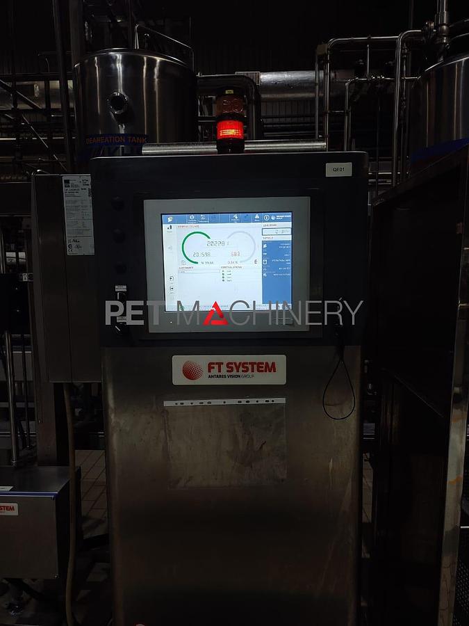 Usado 2012 Línea completa de 36.000 bph KHS para el embotellado de refrescos carbonatados en PET