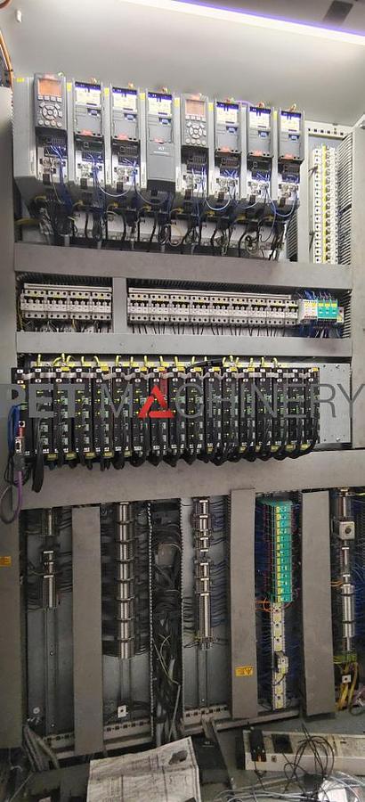 Used 2008 Kosme KSB 6R PET Stretch Blow Moulding machine