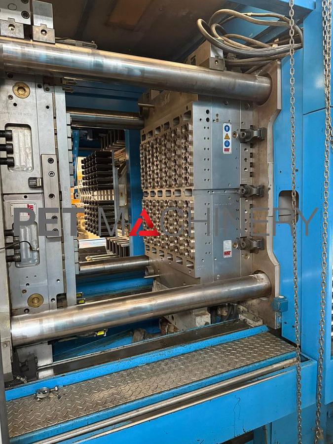Used 2004 Engel MacPET 4550-320 PET Preform Injection Moulding machine