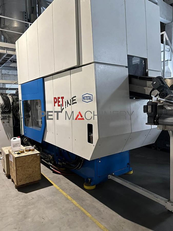 Usado 2012 Netstal PETline 2000 Sistema de moldeo por inyección de preformas PET