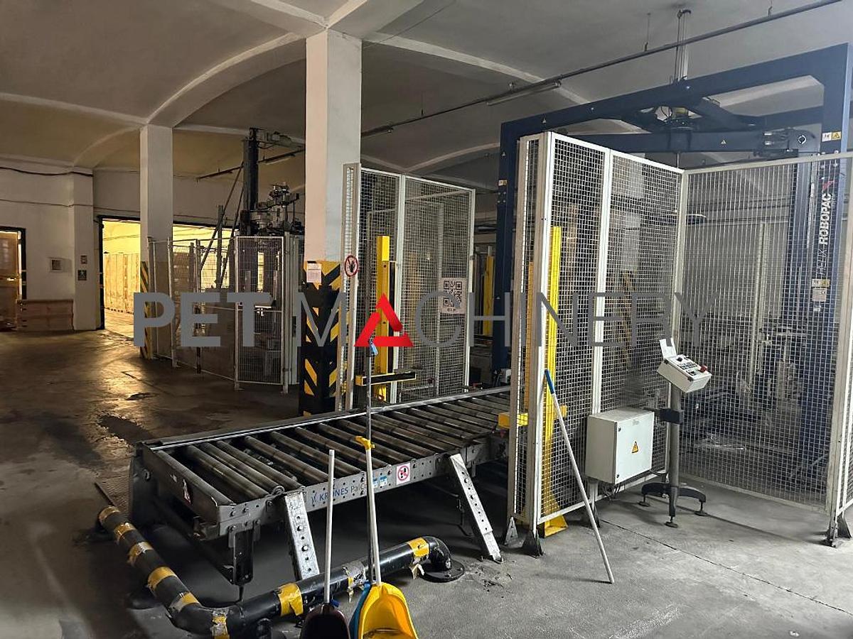 Used 2012 Krones PET Bottling Line for Flat and Carbonated Mineral Water