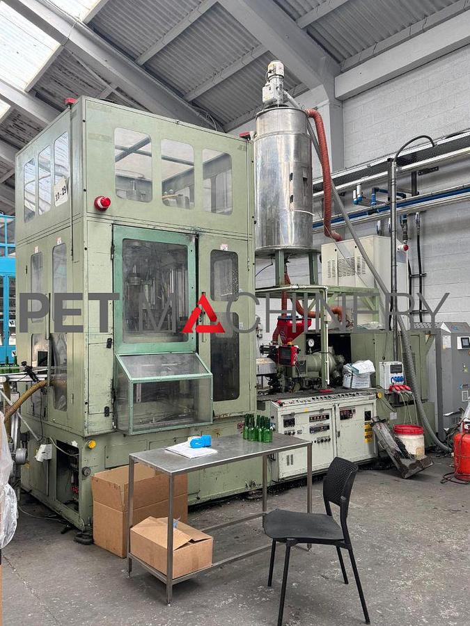 Used 1997 Aoki SBIII 250LL-50 Injection Stretch Blow Moulding machine
