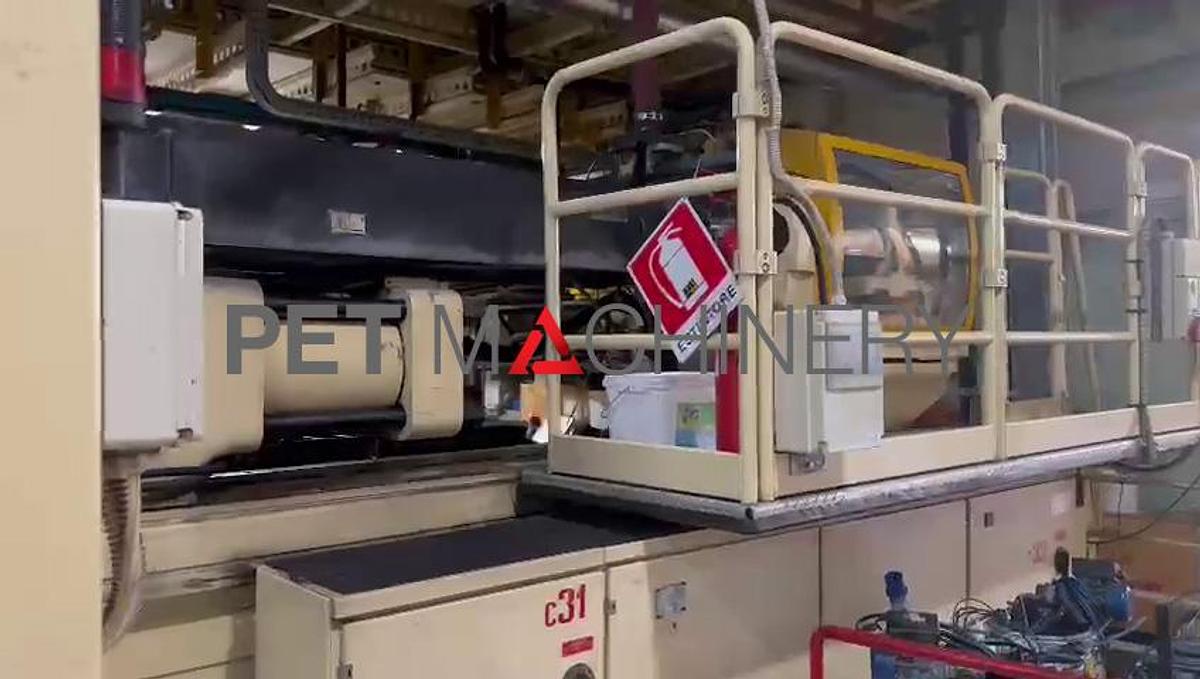 Usado 2003 Husky GL 300 Sistema de moldeo por inyección de preformas PET de 56 cavidades