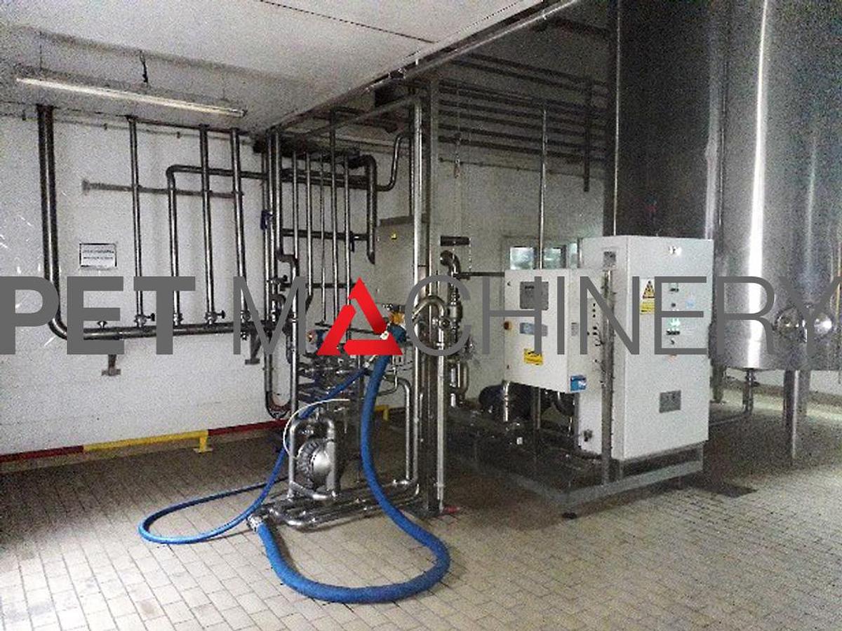 Used 2012 Krones Hot Fill Bottling Line for Juices, Ice Tea