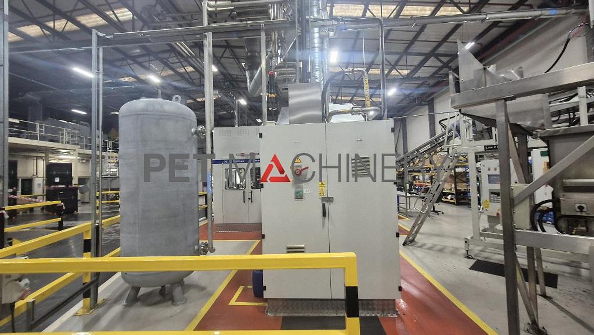 Used 2004 SIG Blomax 14 PET Stretch Blow Moulding machine