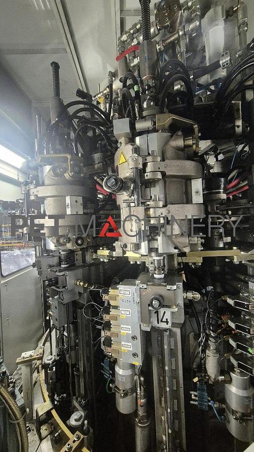 Used 2004 SIG Blomax 14 PET Stretch Blow Moulding machine