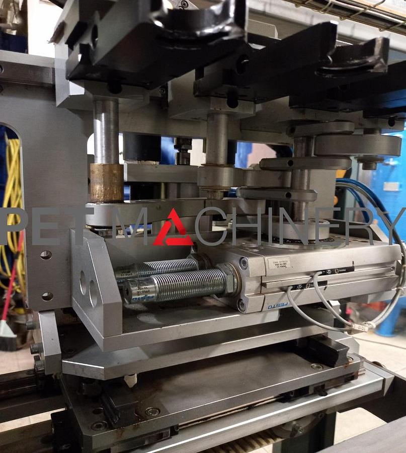 Usado 2017 Blowtec Electra 4 PET estiramiento máquina de moldeo por soplado