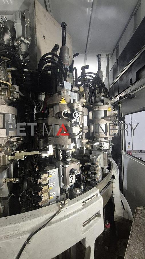 Used 2004 SIG Blomax 14 PET Stretch Blow Moulding machine