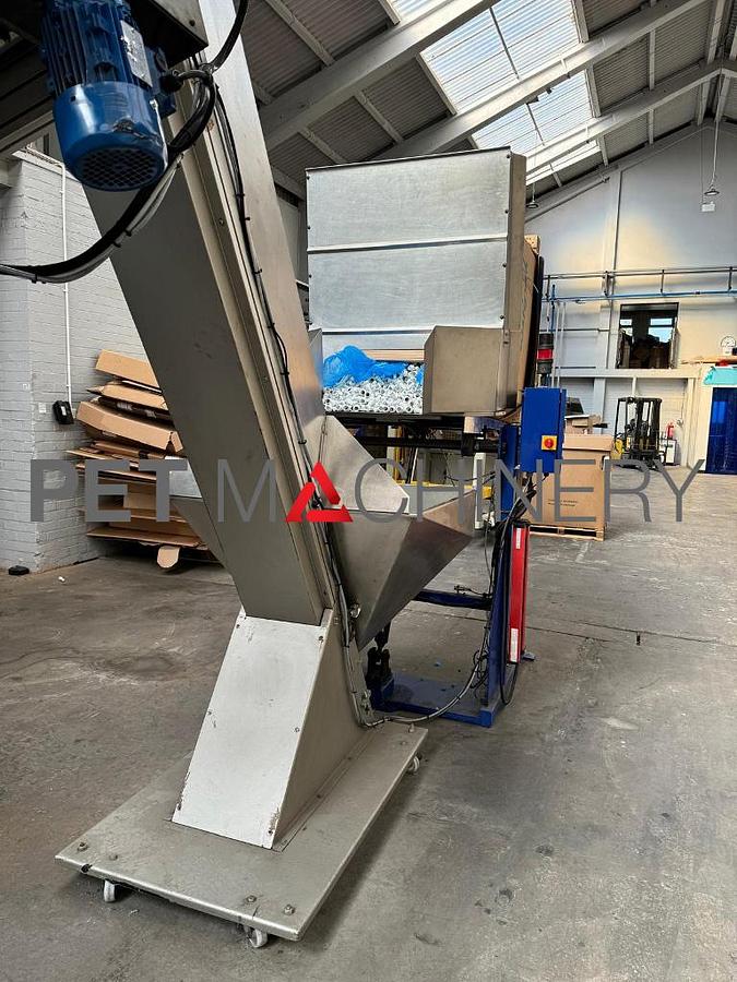 Usado 2007 SIDE TMS 504 PET Linear Stretch Blow Moulding machine