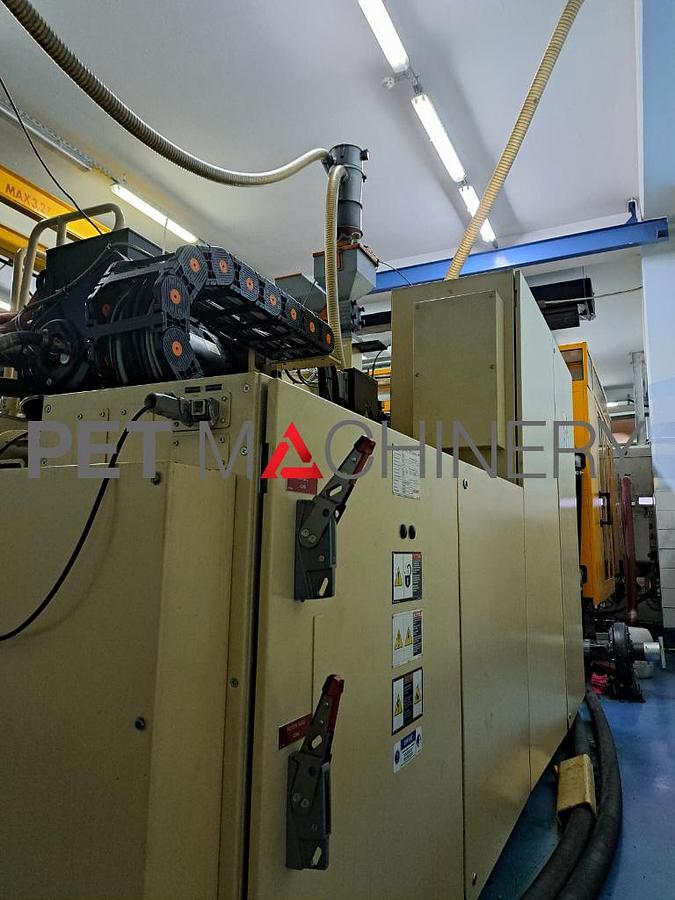 Used 2015 Husky HyCap 400 4.0 Closure Injection Moulding machine