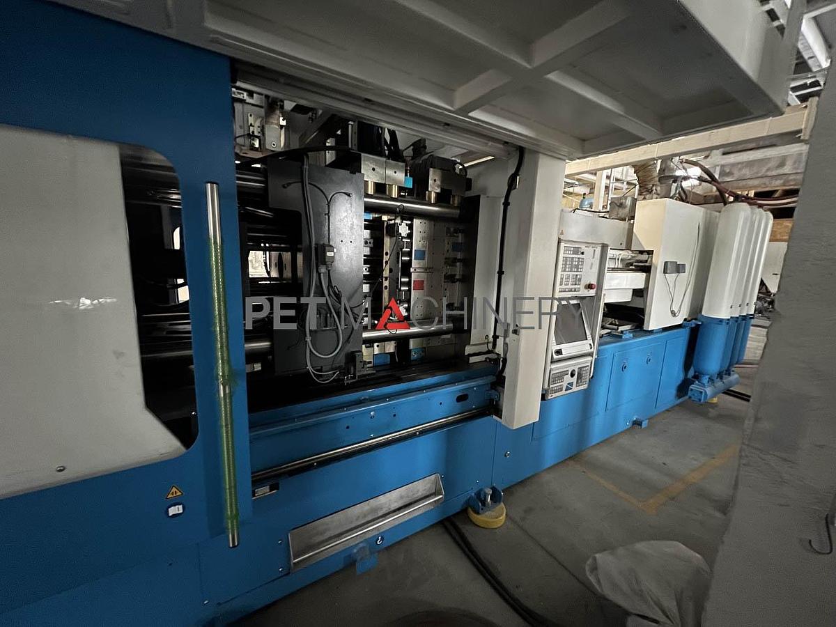 Usado 2012 Netstal PETline 2000 Sistema de moldeo por inyección de preformas PET