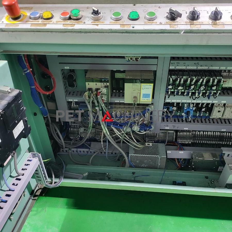 Used 2016 Aoki SBIII 250LL-50S Injection Stretch Blow Moulding machine