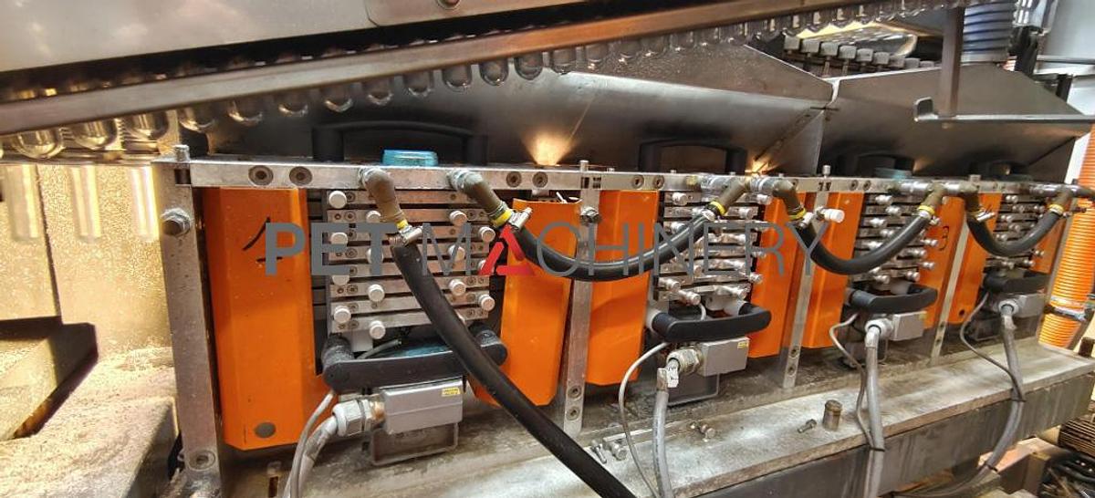 Used 2008 Kosme KSB 6R PET Stretch Blow Moulding machine