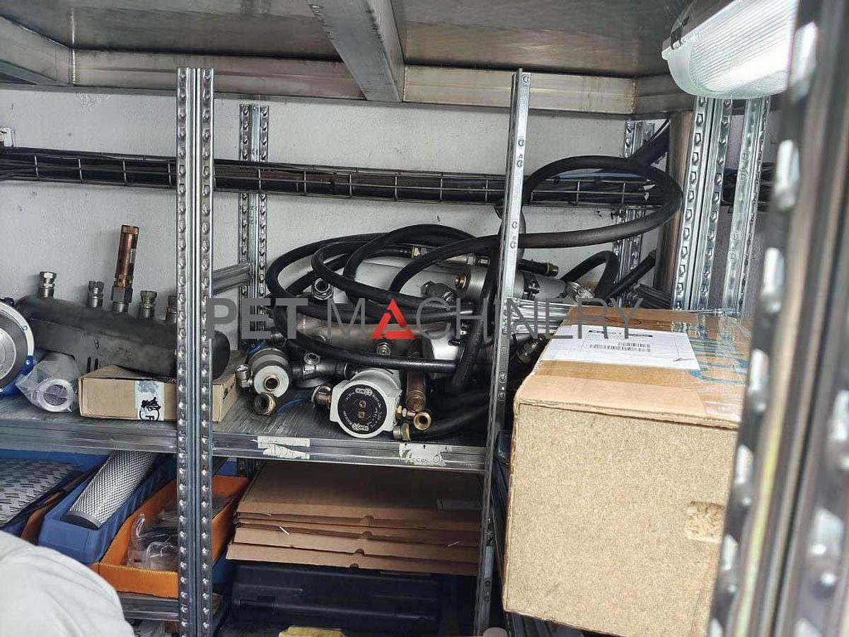 Used 1998 Sidel SBO 6/10 series 1 PET Stretch Blow Moulding machine