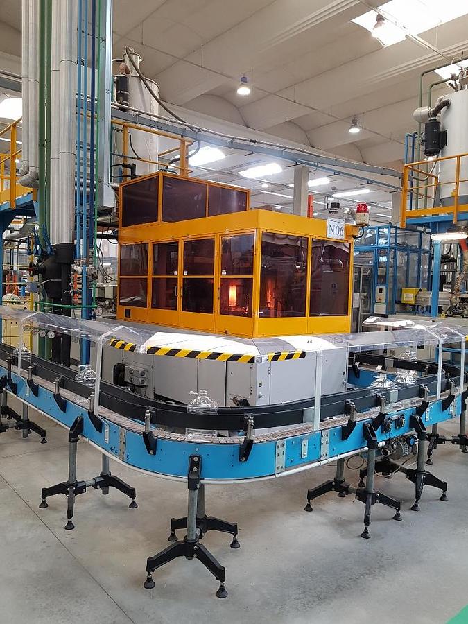 Usado 1999 Nissei ASB PF3-1BH v.4 Máquinas de moldeo por soplado y estirado por inyección