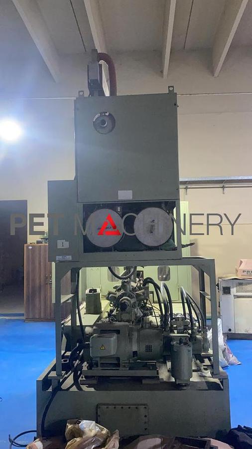 Usado 1997 Aoki SBIII 250LL-50 Máquina de moldeo por soplado y estirado por inyección