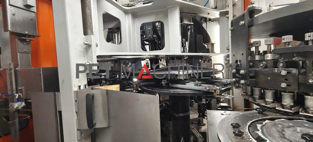 Used 2008 Kosme KSB 6R PET Stretch Blow Moulding machine