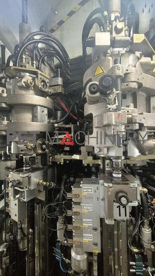 Used 2004 SIG Blomax 14 PET Stretch Blow Moulding machine