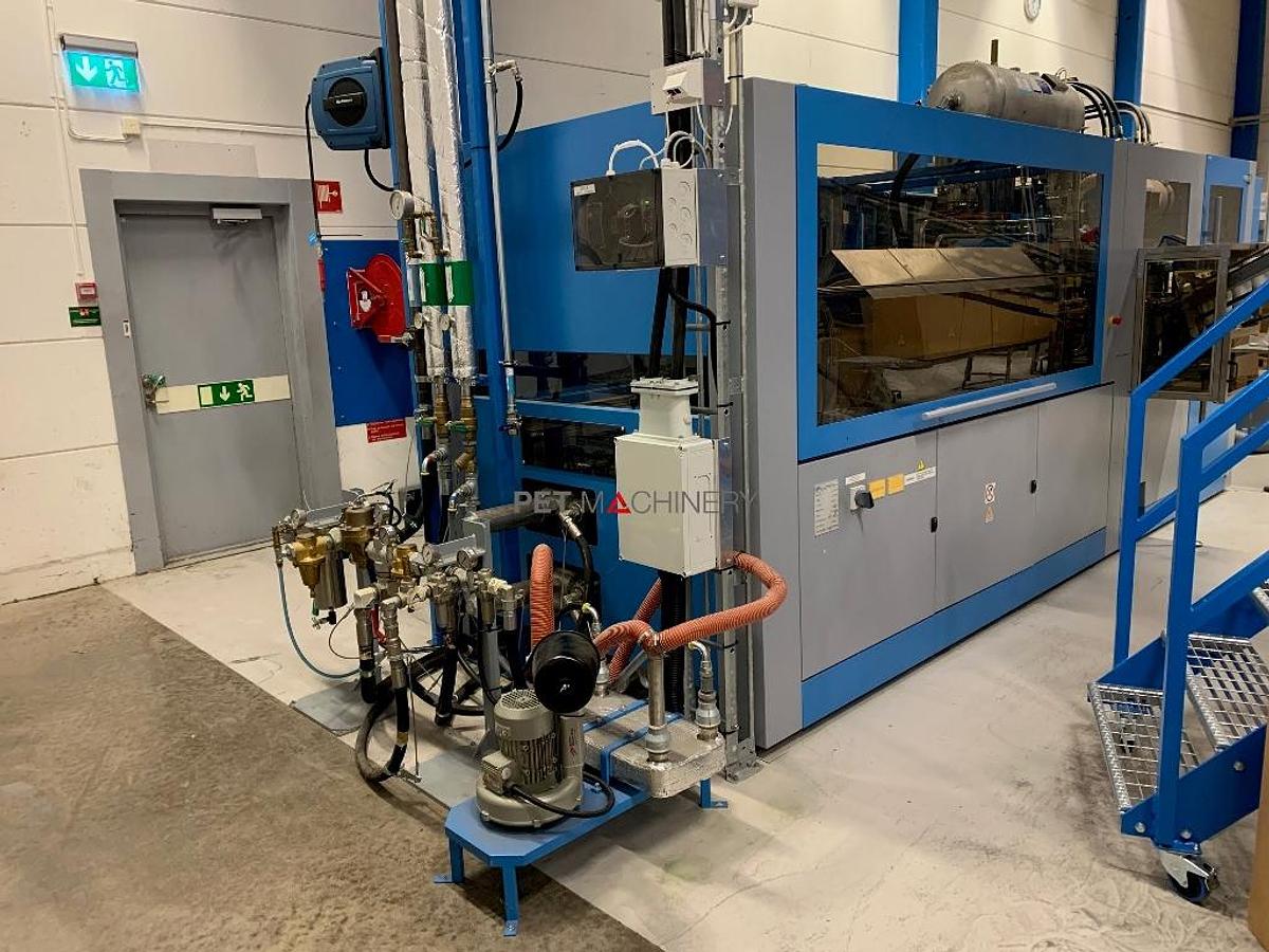 Usado 2015 SIPA SFL 4/3 XL WM Jar PET estiramiento máquina de moldeo por soplado