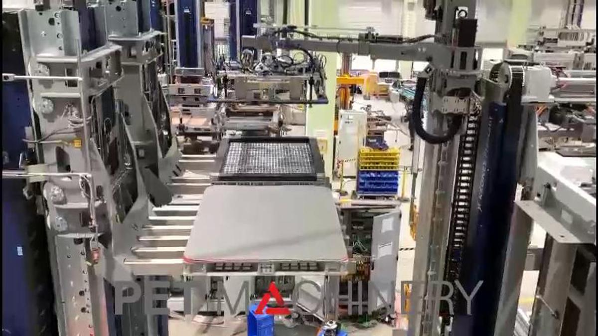 Usado 2024 Línea completa de llenado de latas Krones (diseñada para cerveza entre otros productos)