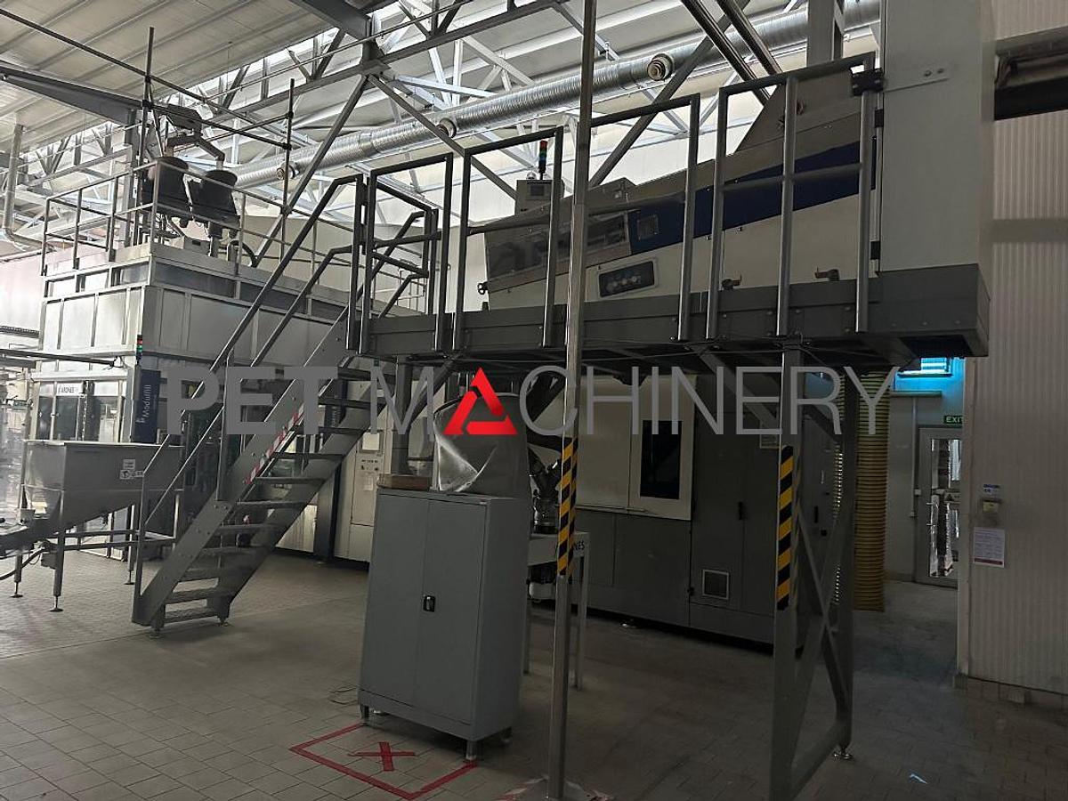 Used 2012 Krones PET Bottling Line for Flat and Carbonated Mineral Water