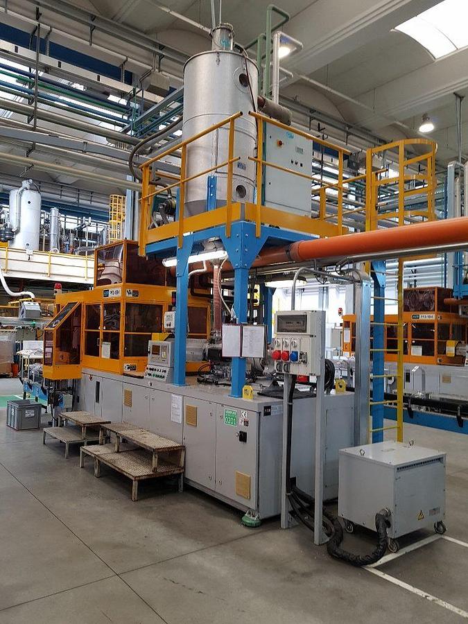 Usado 1999 Nissei ASB PF3-1BH v.4 Máquinas de moldeo por soplado y estirado por inyección