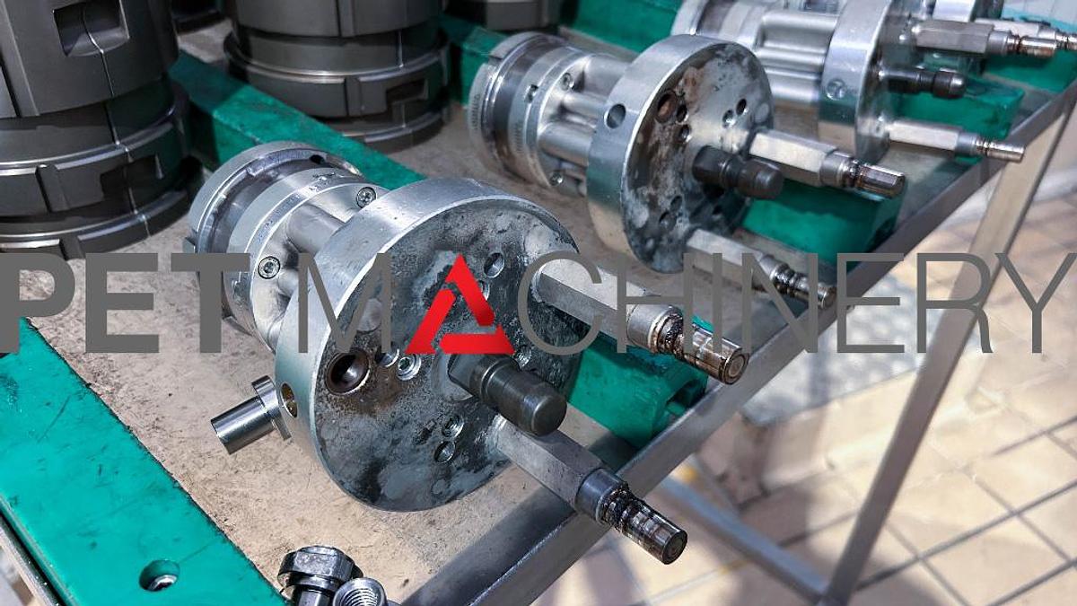 Used 2006 Sidel SBO 8/10 Universal PET Stretch Blow Moulding machine