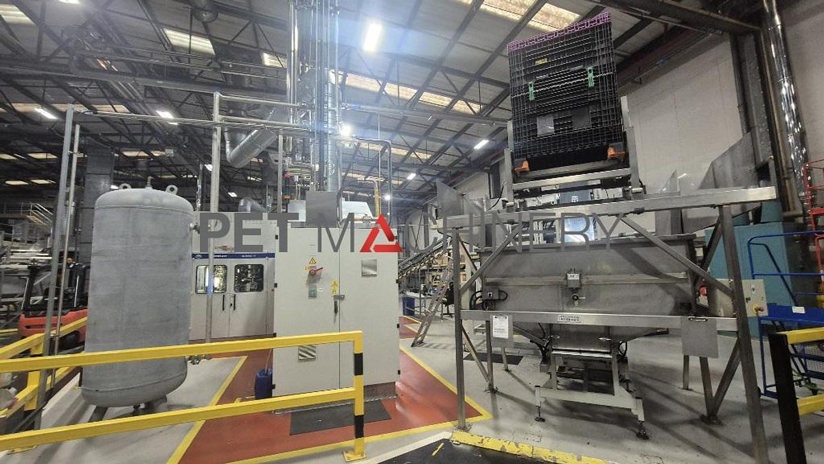 Used 2004 SIG Blomax 14 PET Stretch Blow Moulding machine