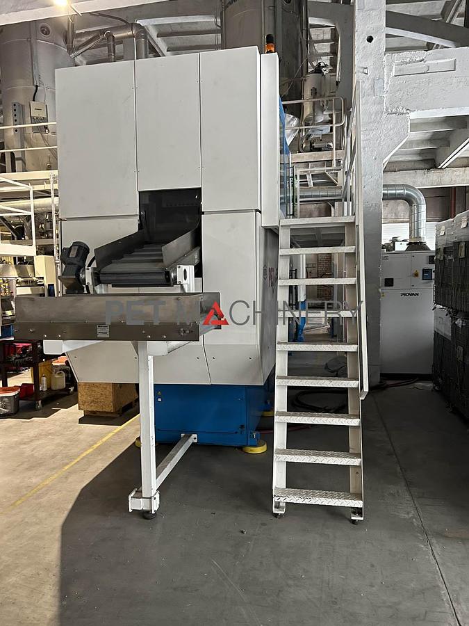 Usado 2012 Netstal PETline 2000 Sistema de moldeo por inyección de preformas PET