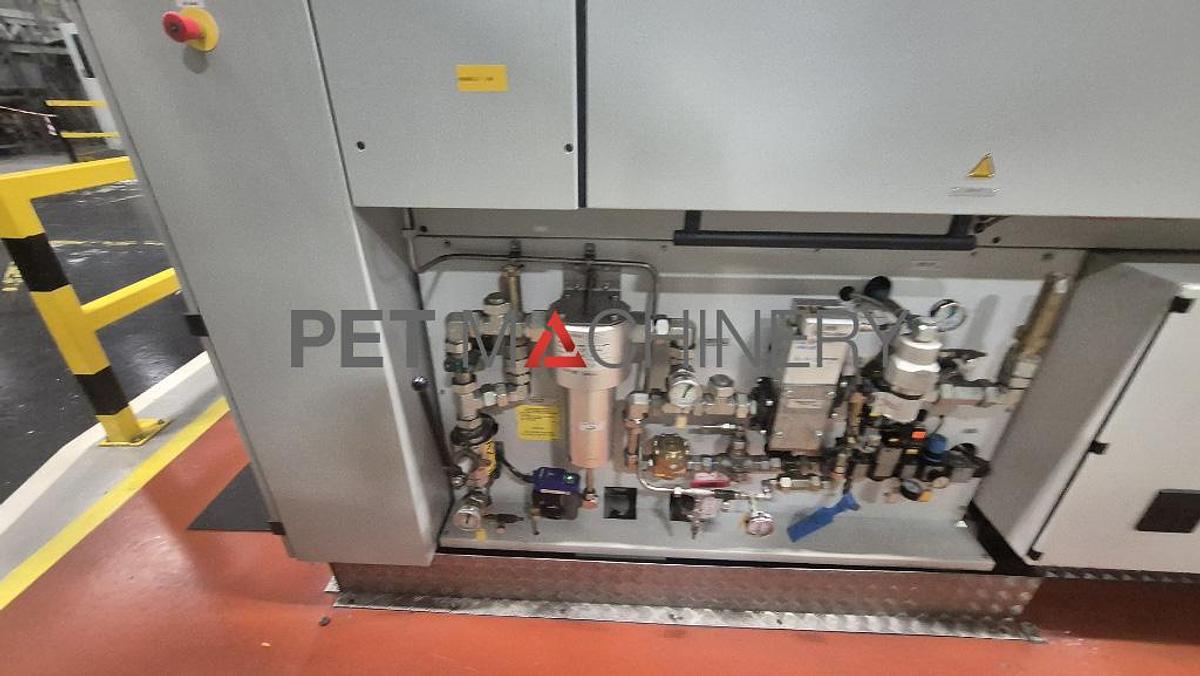 Used 2004 SIG Blomax 14 PET Stretch Blow Moulding machine
