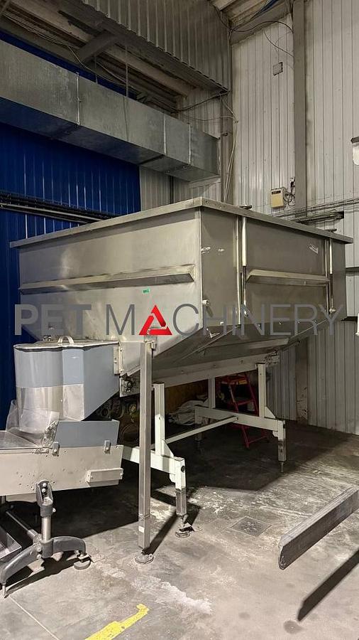 Used 2002 Krones PET Carbonated Beverages Bottling Line