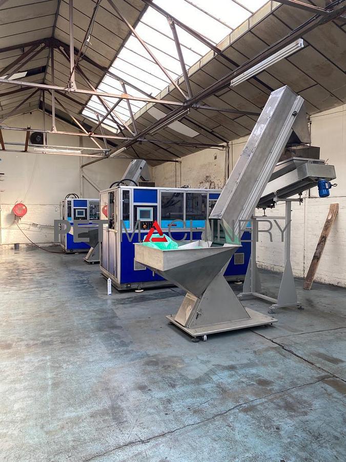 Usado 2004 SIDE TMS 504 PET Linear Stretch Blow Moulding machine