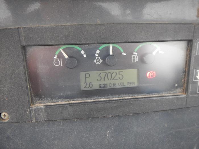 Used 2013 DEERE 450J LGP