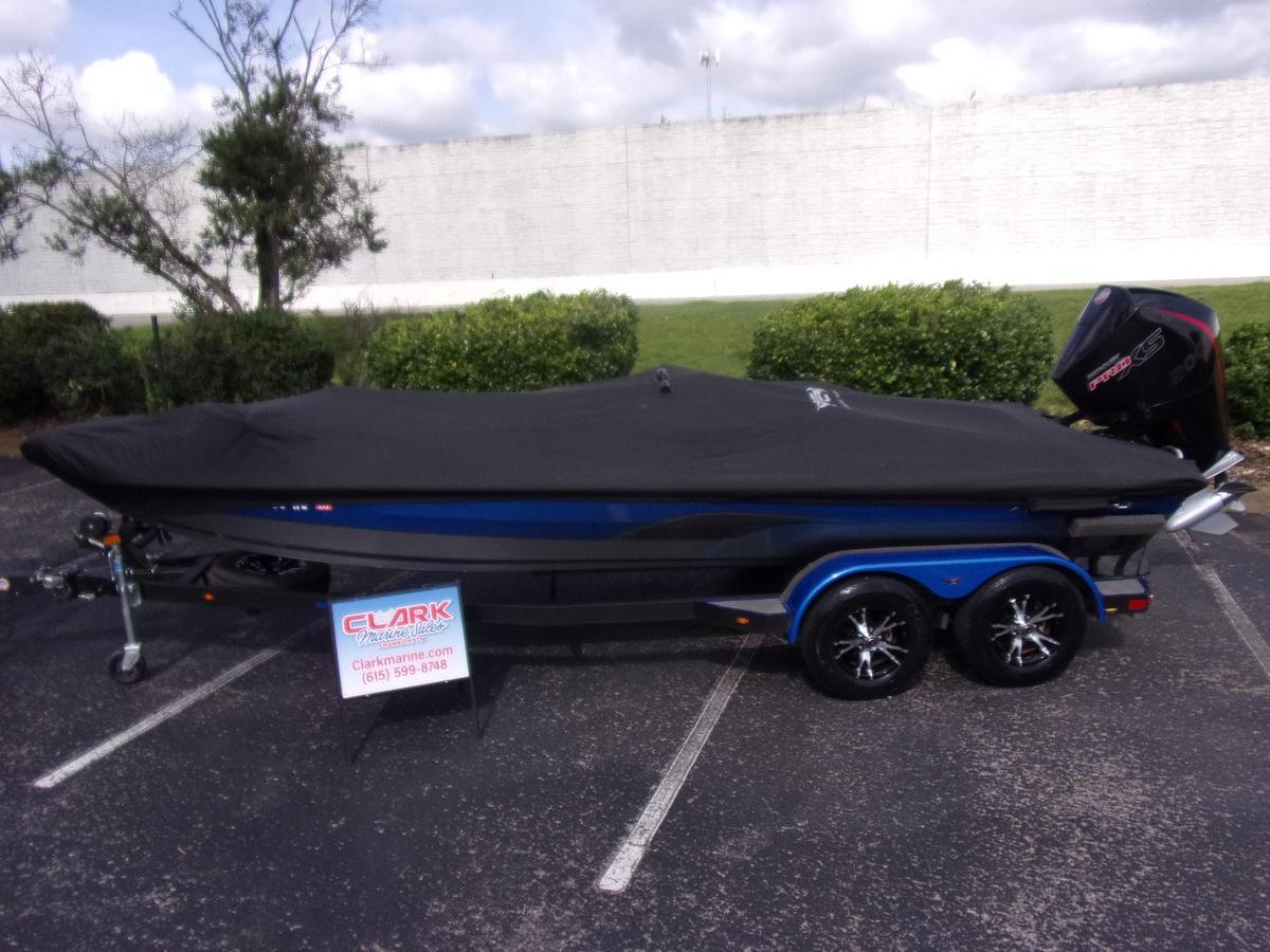 Used 2020 Vexus AVX 2080 with Mercury 200 L Pro XS 4-stroke with only 130 hours
