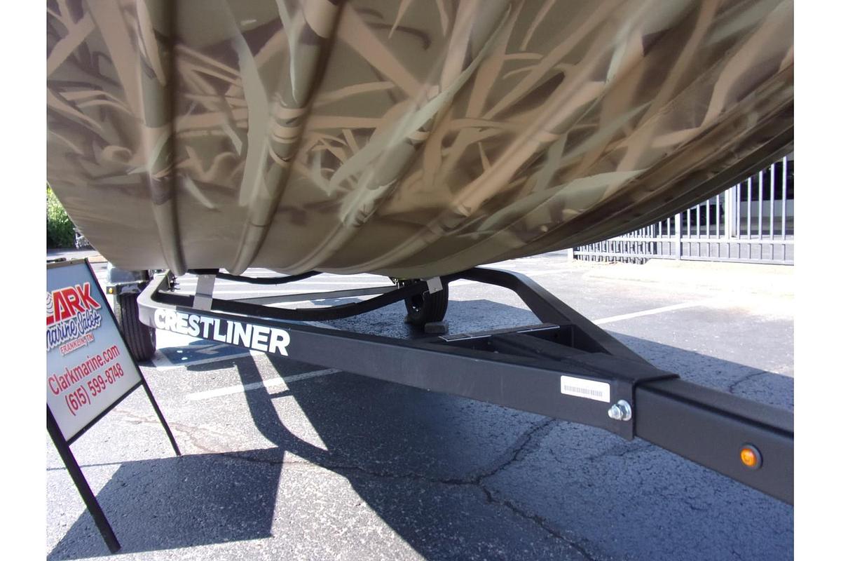 2025 Crestliner 1860 Retriever CC