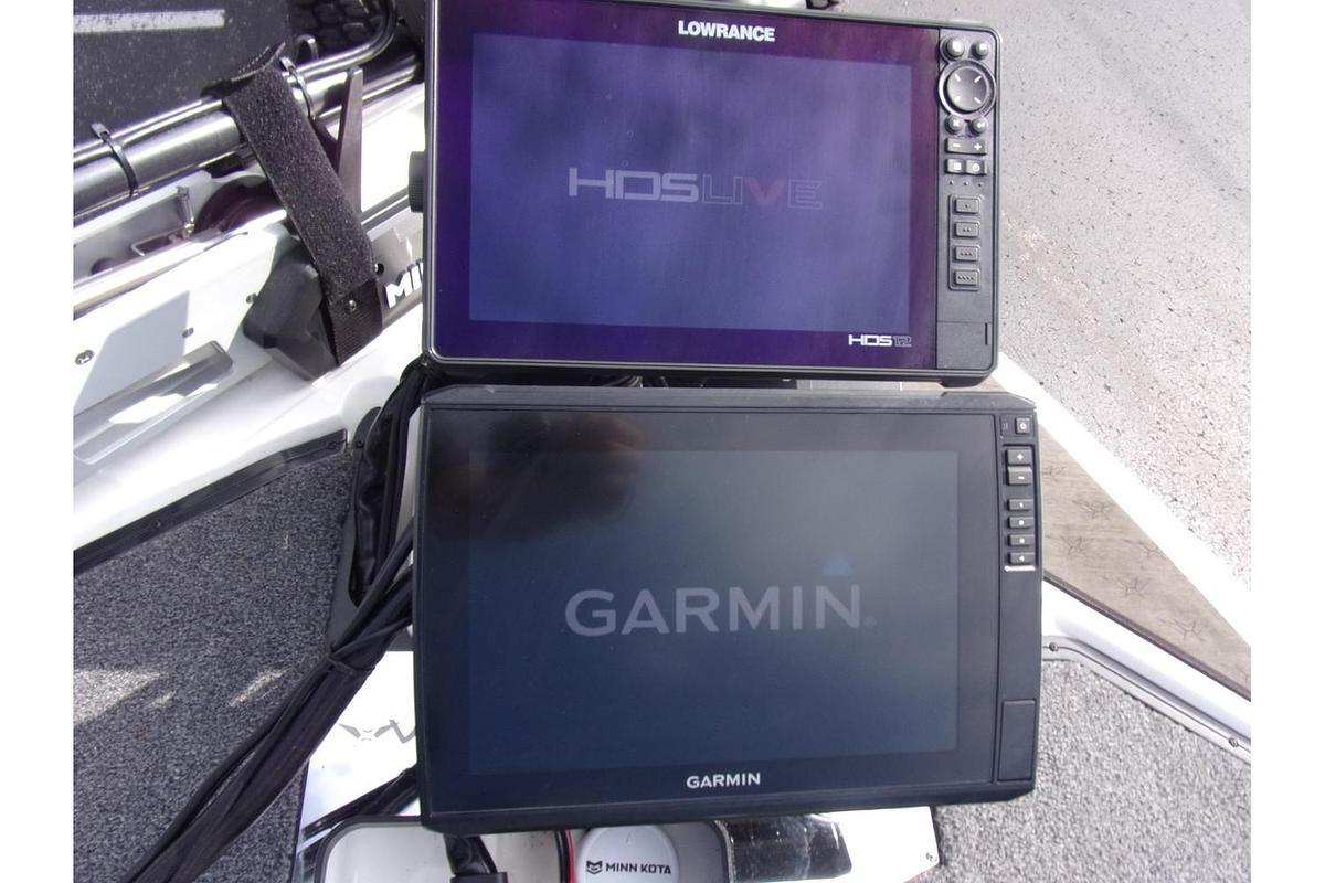 2020 Vexus Vexus VX20 with only 30 HOURS!