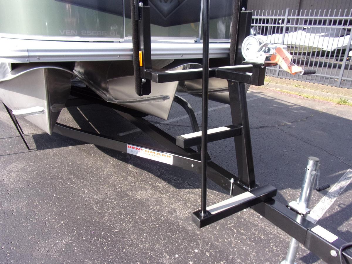 2026 Avalon Venture 85 Quad triple log with trailer