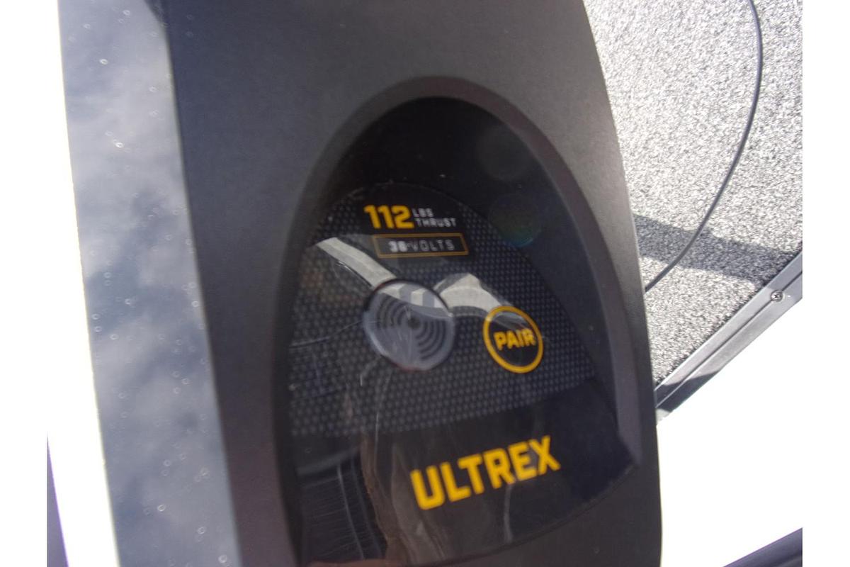 2020 Vexus Vexus VX20 with only 30 HOURS!